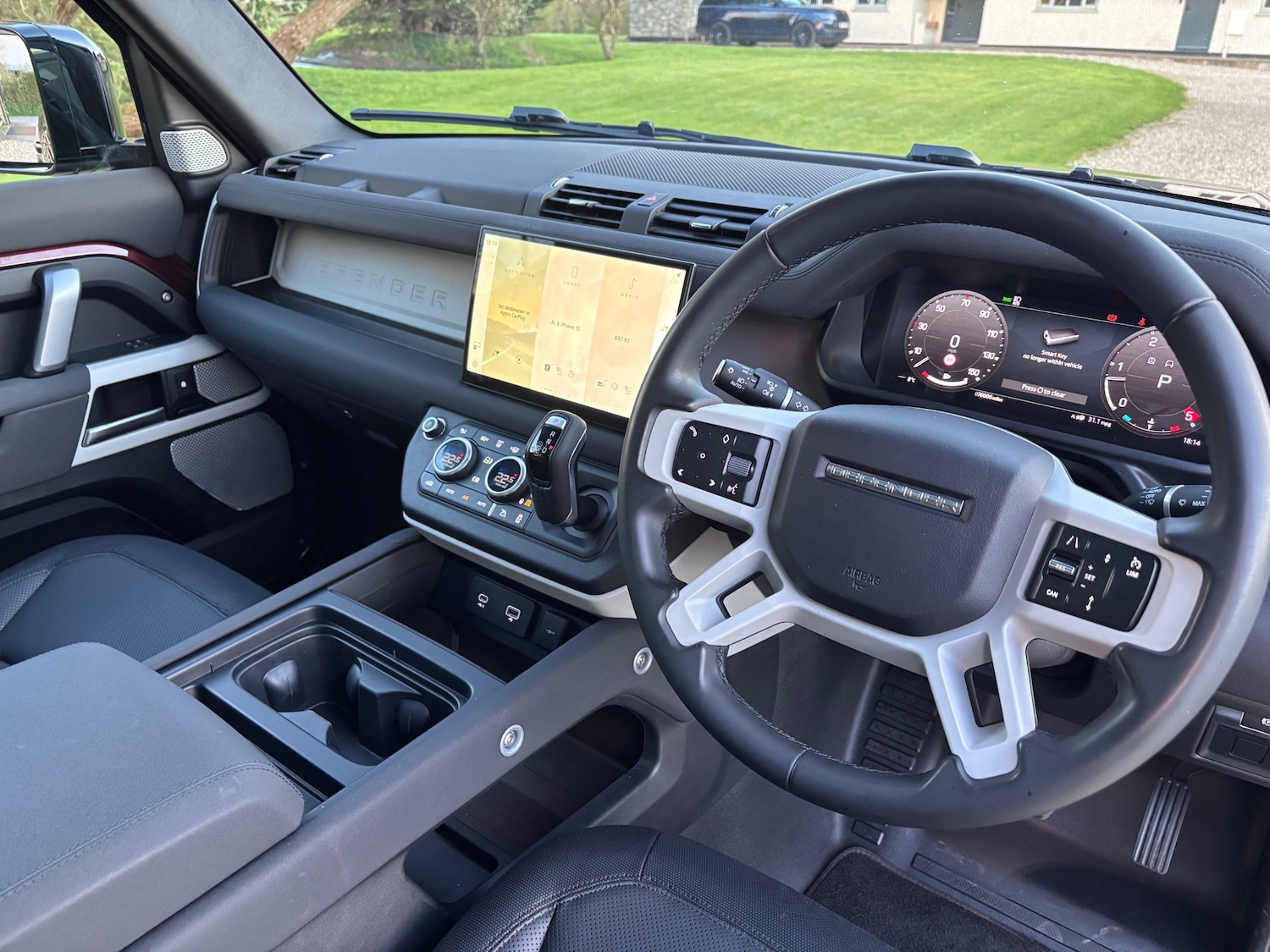 Used Land Rover Defender 2023 for sale - 77989858: Photo 10