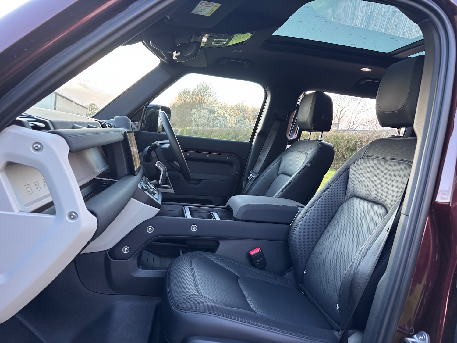 Used Land Rover Defender 2023 for sale - 77989858: Photo 13