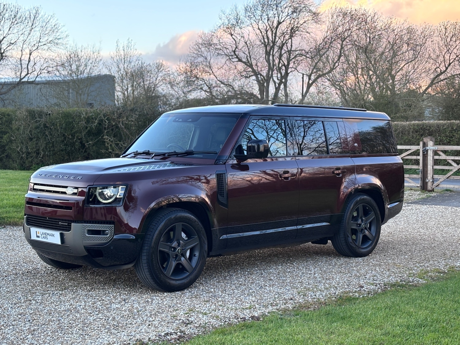 Used Land Rover Defender 2023 for sale - 77989858: Photo 2