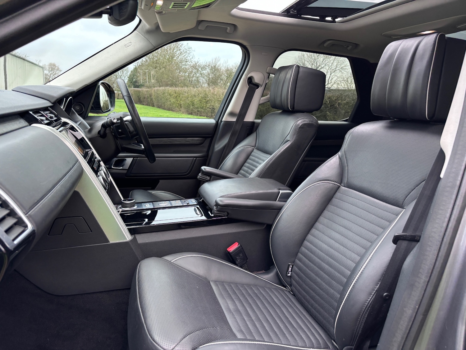 Used Land Rover Discovery 2017 for sale - 77277239: Photo 16