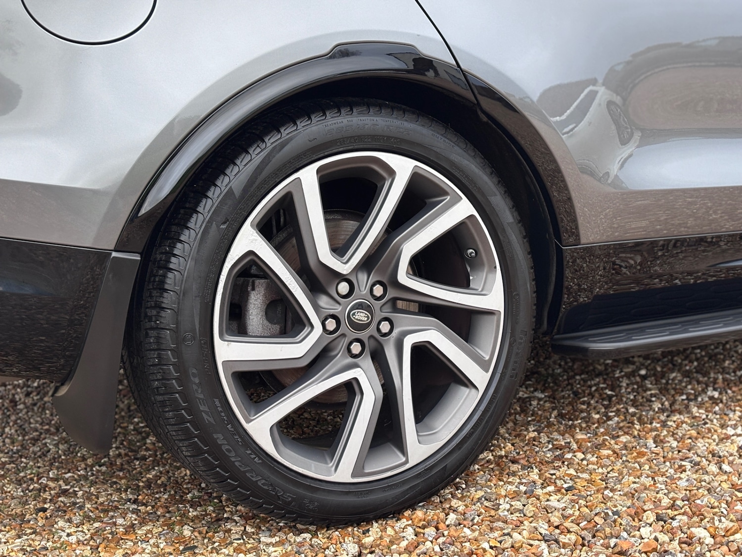 Used Land Rover Discovery 2017 for sale - 77277239: Photo 25