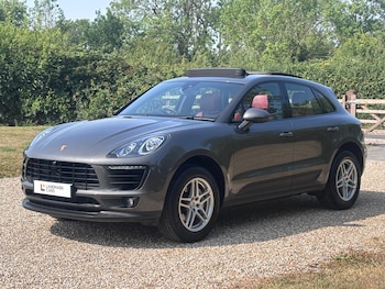 Used Porsche Macan 2017 for sale - 79294406: Photo
