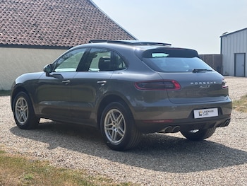 Used Porsche Macan 2017 for sale - 79294406: Photo