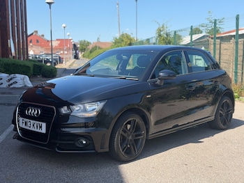 Used Audi A1 2013 for sale - 79120105: Photo