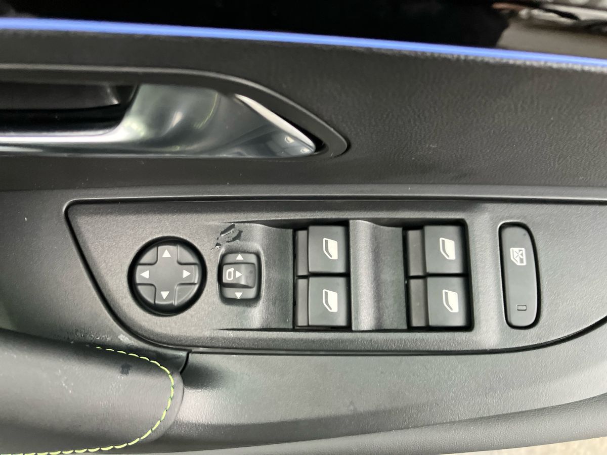 Used Peugeot 2008 2025 for sale - 76192261: Photo 18