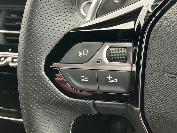 Used Peugeot 2008 2025 for sale - 76192261: Photo 19