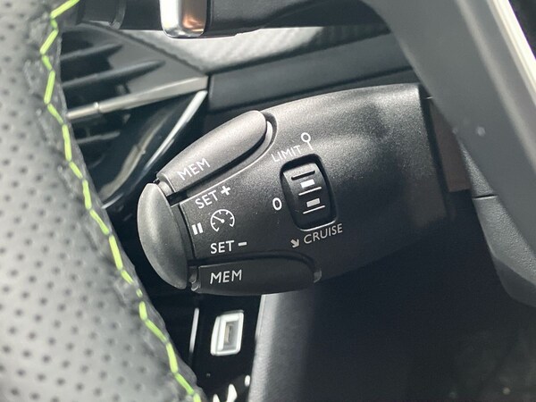 Used Peugeot 2008 2025 for sale - 76192261: Photo 31
