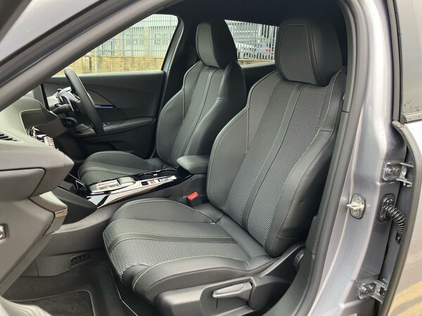 Used Peugeot 2008 2025 for sale - 76192261: Photo 44