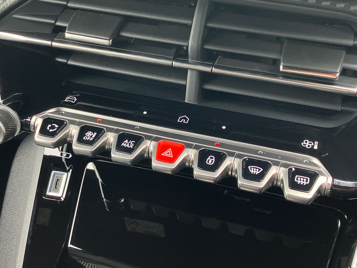 Used Peugeot 2008 2025 for sale - 76477534: Photo 12