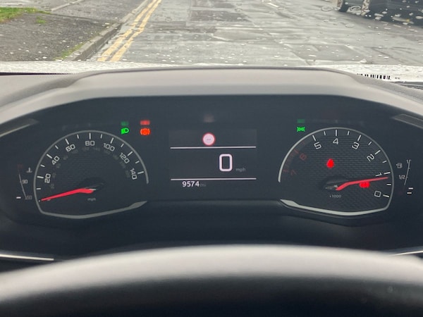 Used Peugeot 2008 2021 for sale - 76128278: Photo 14