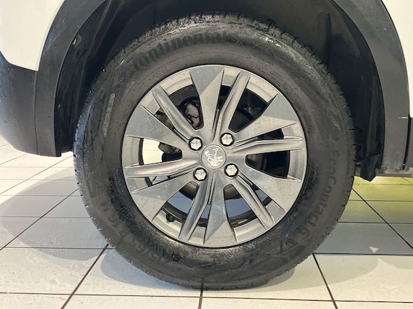 Used Peugeot 2008 2021 for sale - 76128278: Photo 8