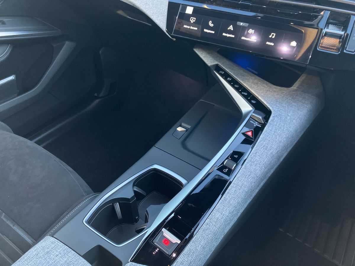 Used Peugeot 3008 2025 for sale - 76192304: Photo 17