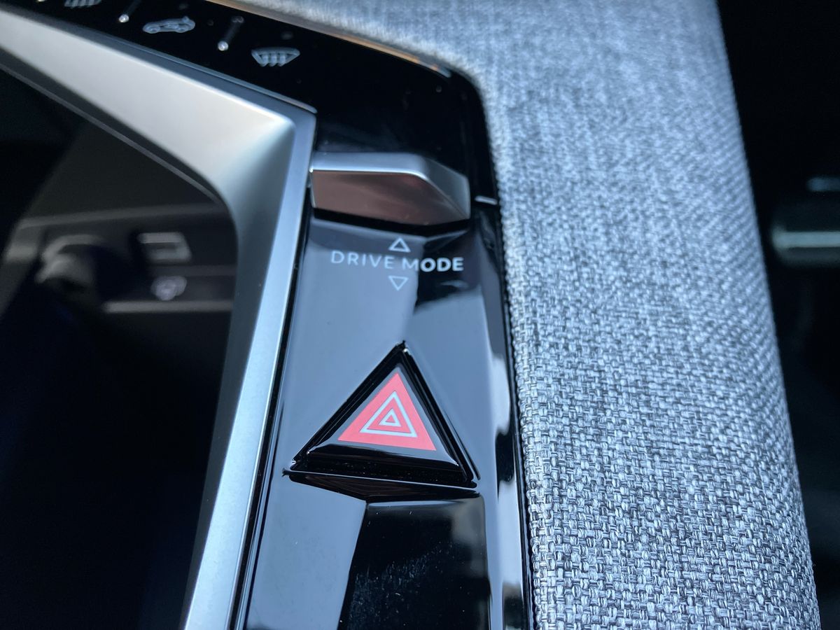 Used Peugeot 3008 2025 for sale - 76192304: Photo 32