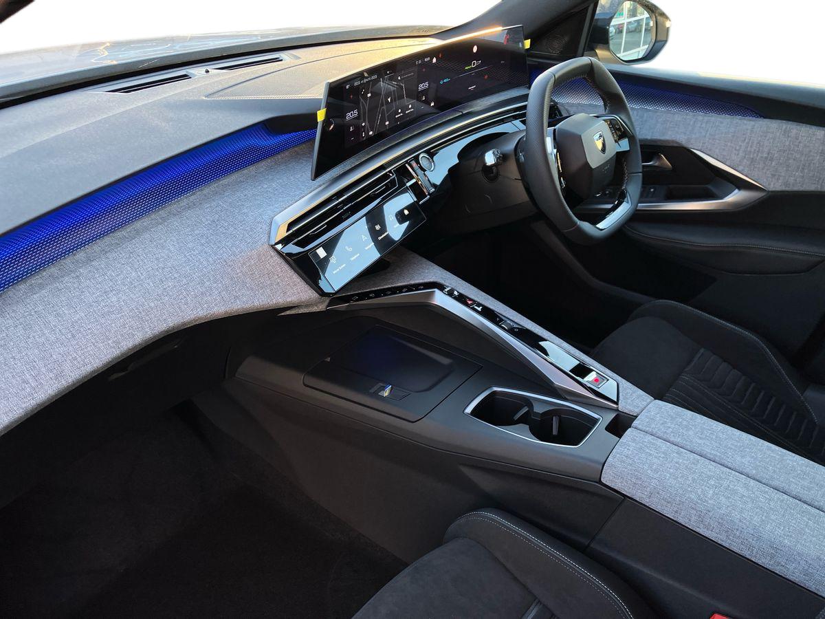 Used Peugeot 3008 2025 for sale - 76192304: Photo 6