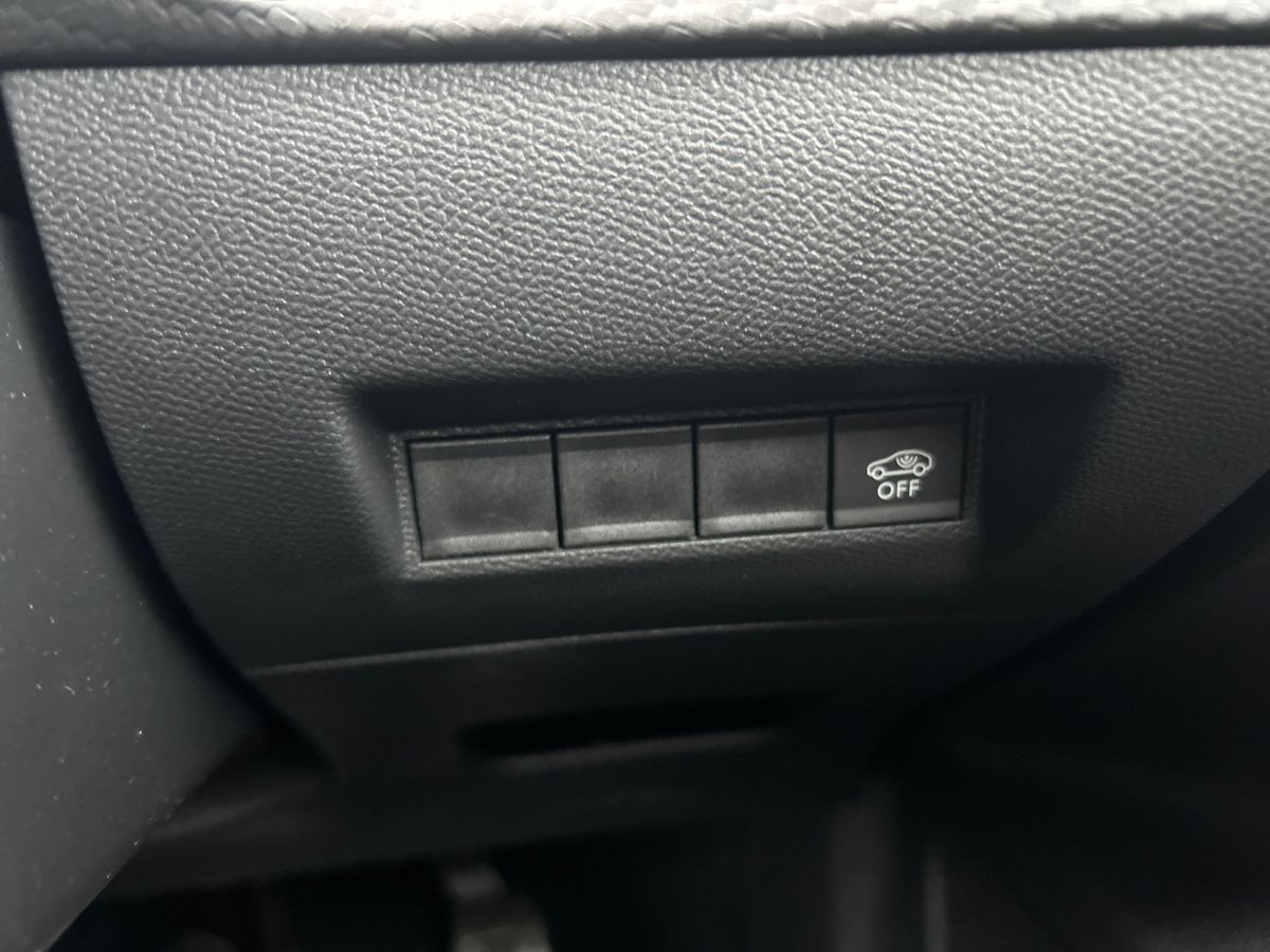 Used Peugeot 2008 2023 for sale - 77180232: Photo 26