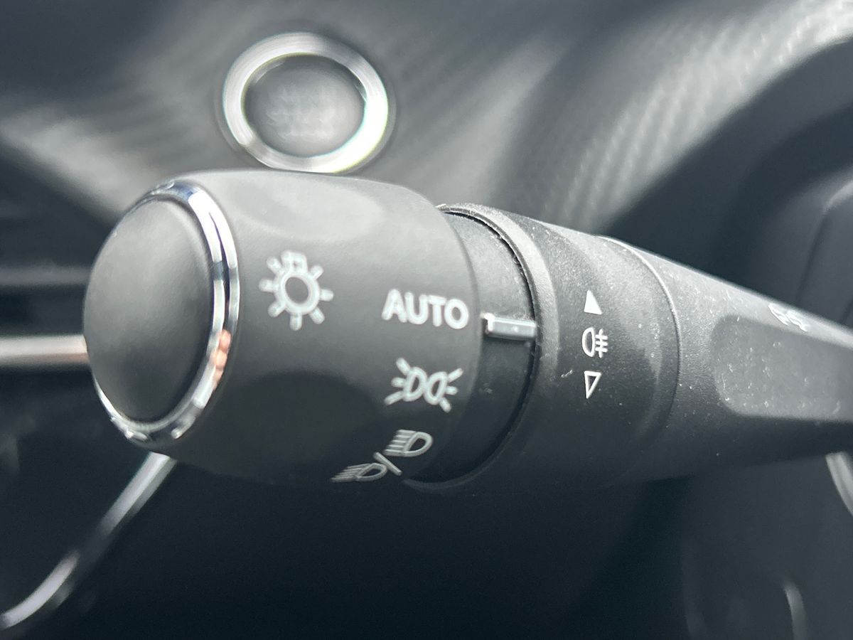 Used Peugeot 2008 2023 for sale - 77180232: Photo 40