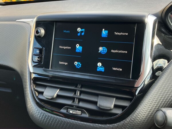 Used Peugeot 208 2019 for sale - 75699778: Photo 11