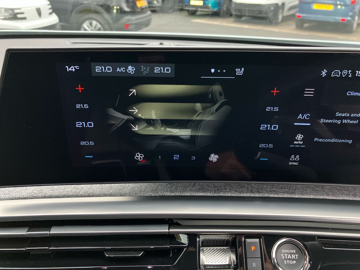 Used Peugeot 3008 2024 for sale - 76980104: Photo 12