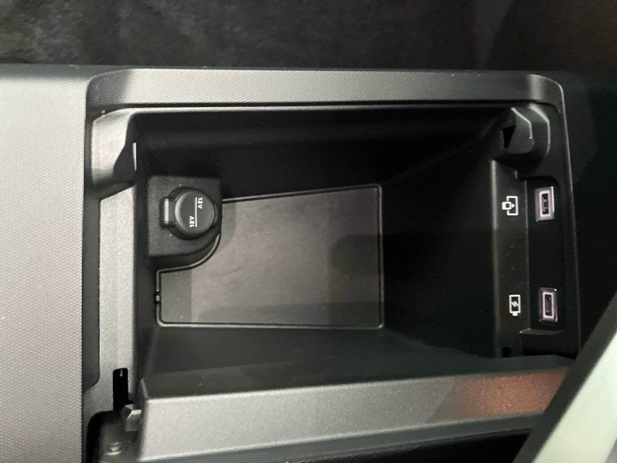 Used Peugeot 3008 2024 for sale - 76980104: Photo 32