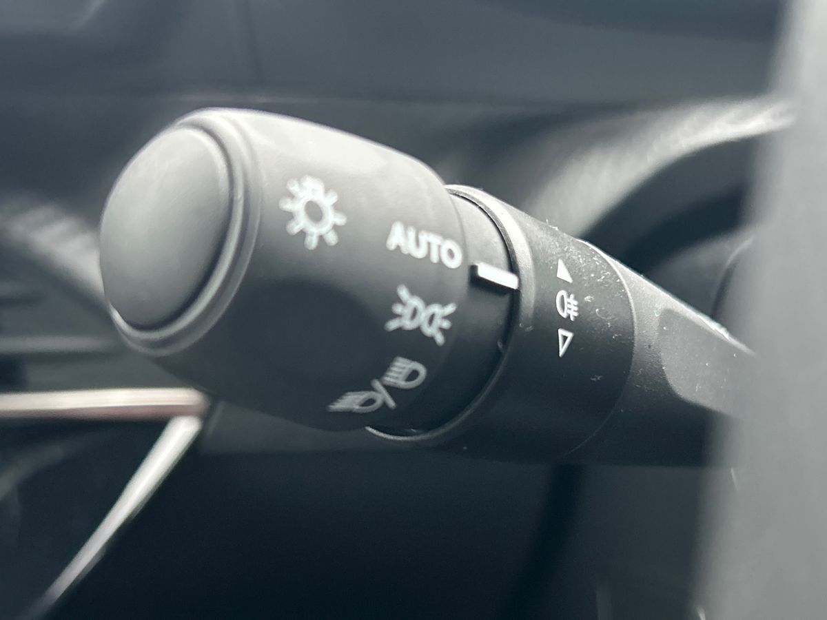 Used Peugeot 2008 2025 for sale - 77002108: Photo 32