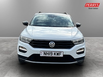 Used Volkswagen T-Roc 2019 for sale - 79429397: Photo
