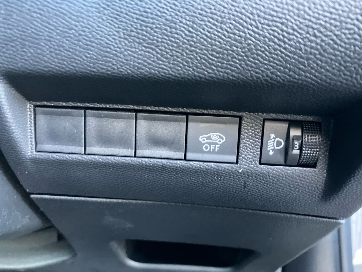 Used Peugeot 2008 2024 for sale - 76351938: Photo 29