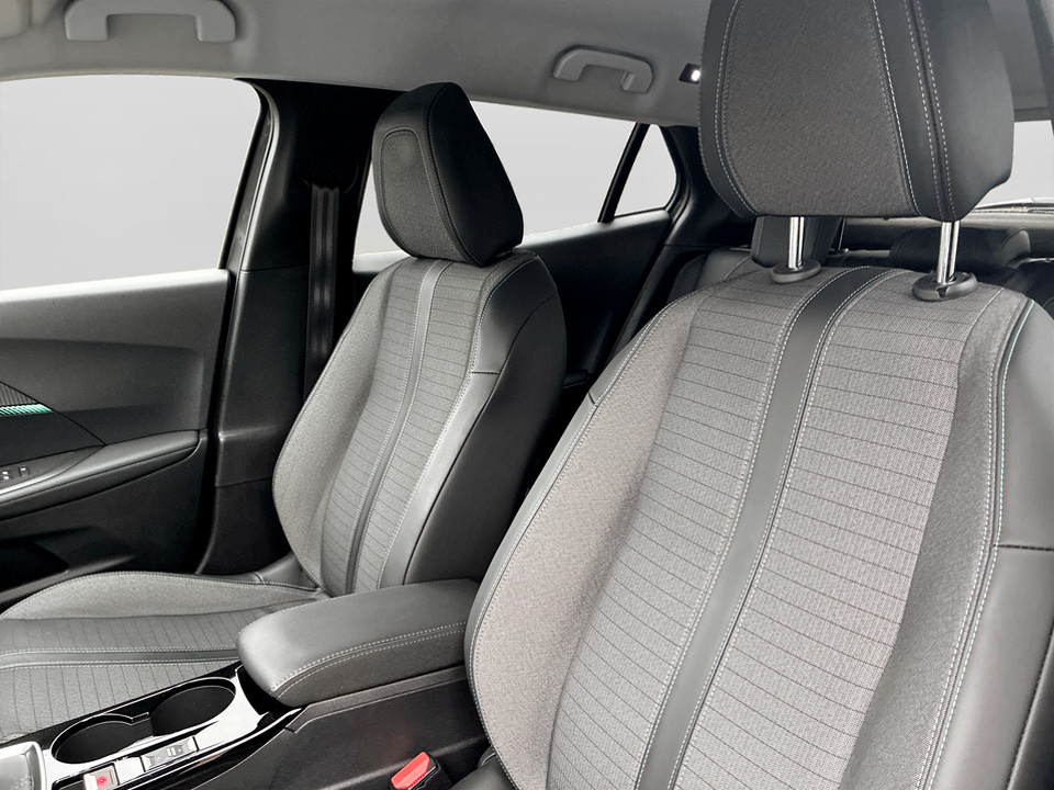 Used Peugeot 2008 2021 for sale - 77460691: Photo 12