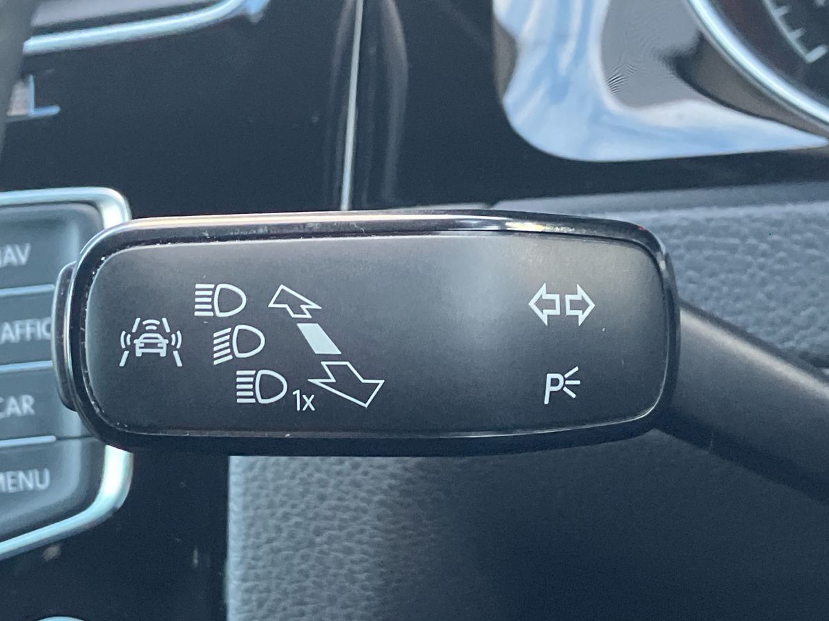 Used Volkswagen Golf 2016 for sale - 77045859: Photo 41