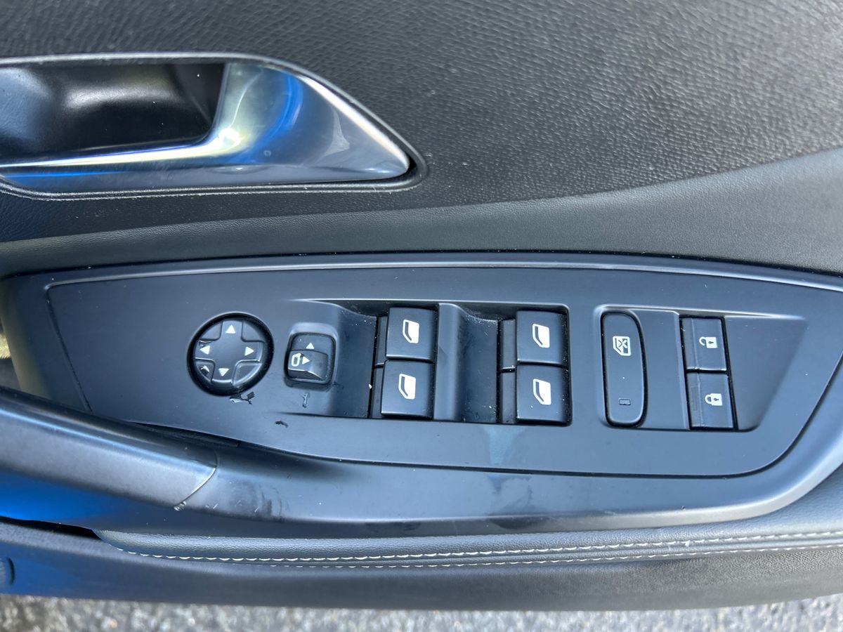 Used Peugeot 308 2023 for sale - 77221106: Photo 18