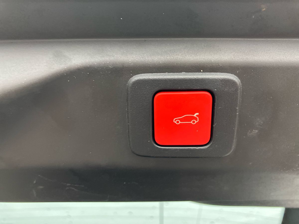 Used Peugeot 3008 2024 for sale - 77019243: Photo 21