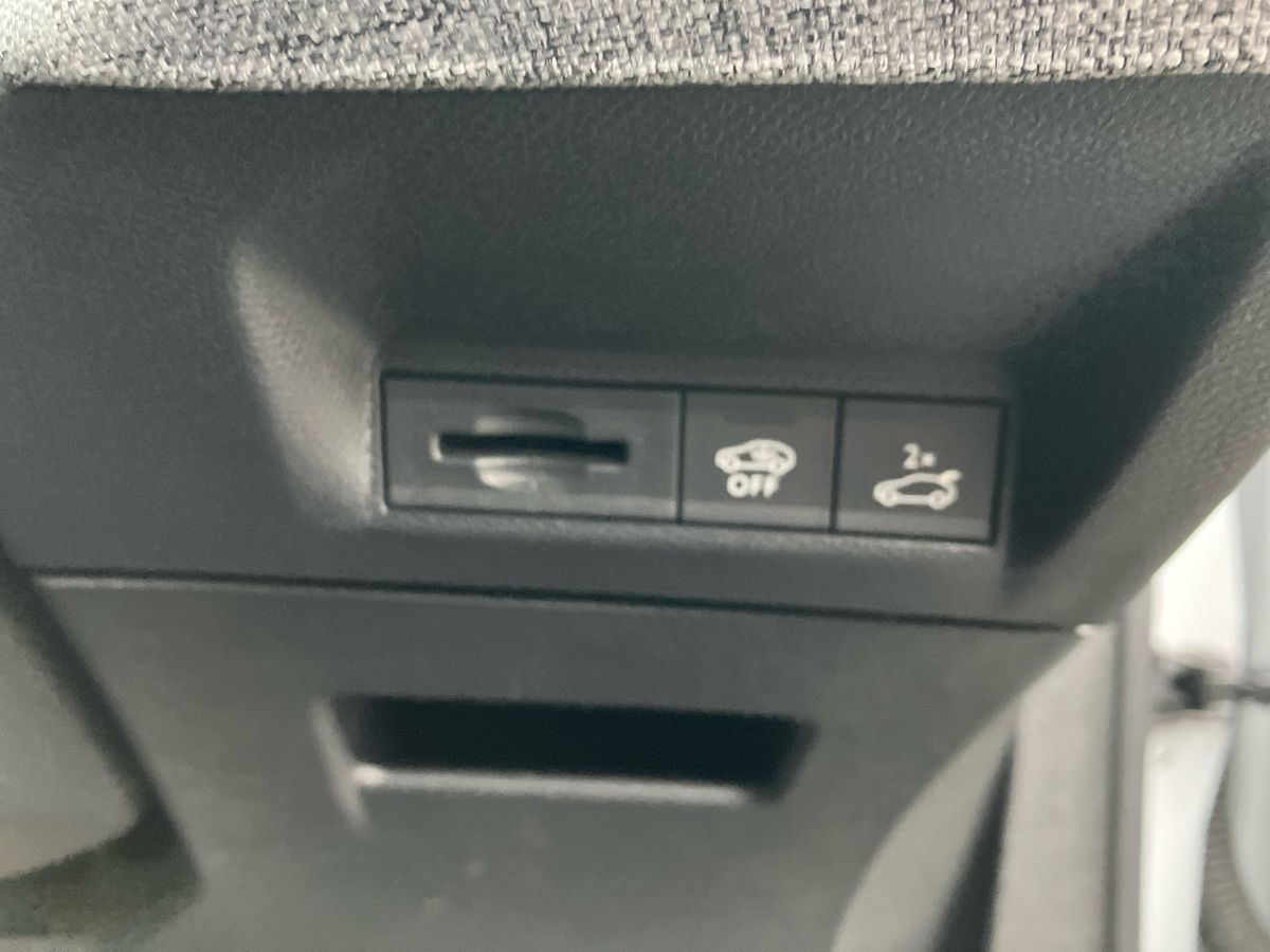 Used Peugeot 3008 2024 for sale - 77019243: Photo 28