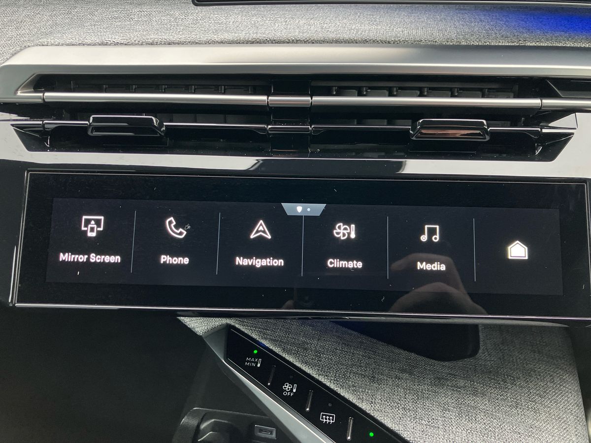 Used Peugeot 3008 2024 for sale - 77019243: Photo 35