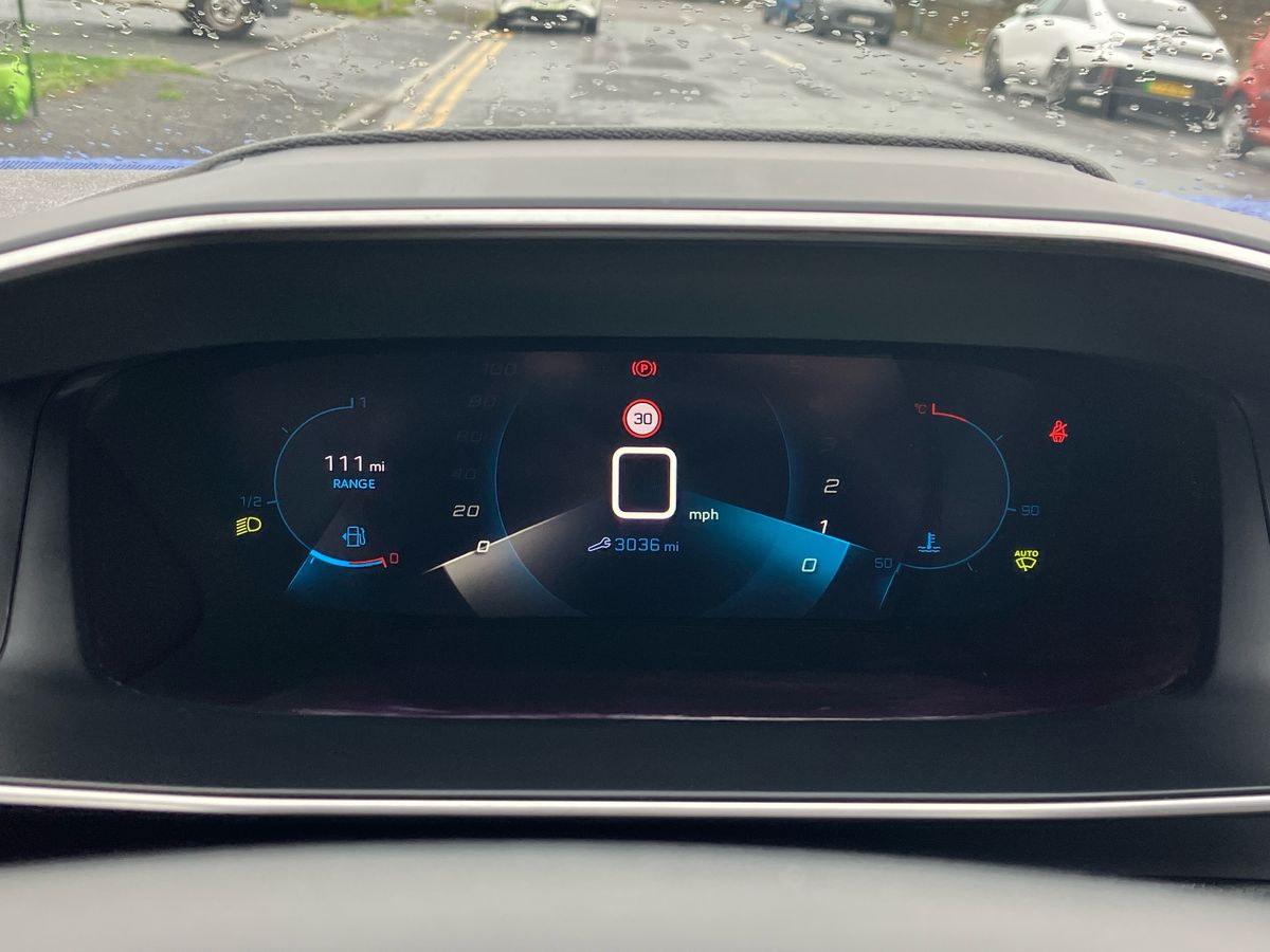 Used Peugeot 2008 2022 for sale - 76220080: Photo 14