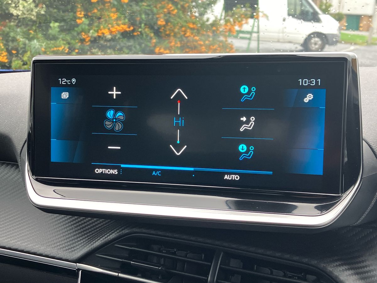 Used Peugeot 2008 2022 for sale - 76220080: Photo 32