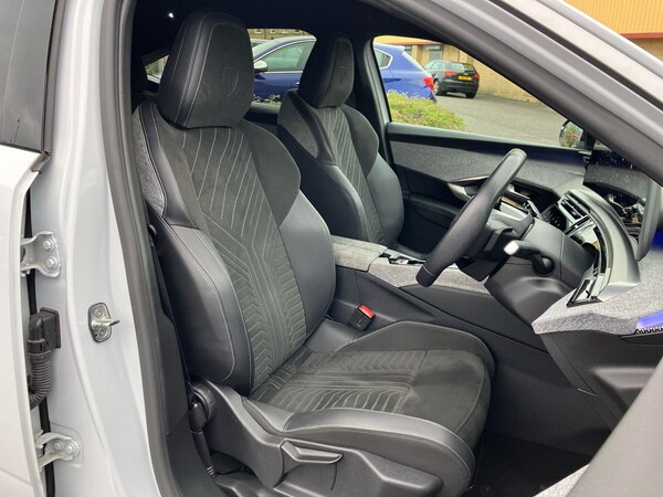 Used Peugeot 3008 2024 for sale - 76206802: Photo 44