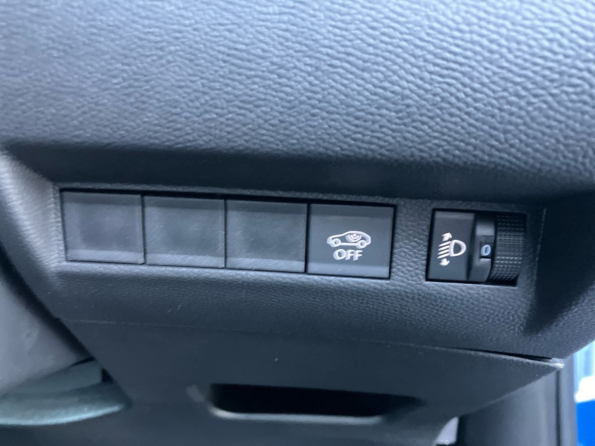 Used Peugeot 2008 2024 for sale - 76351939: Photo 29