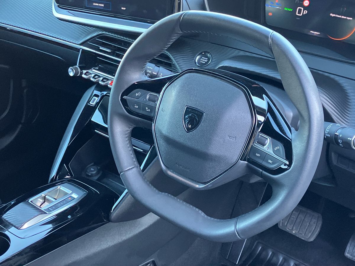 Used Peugeot 2008 2024 for sale - 76351939: Photo 30