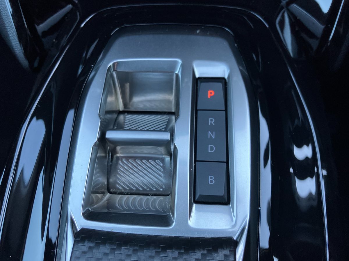 Used Peugeot 2008 2024 for sale - 76351939: Photo 32