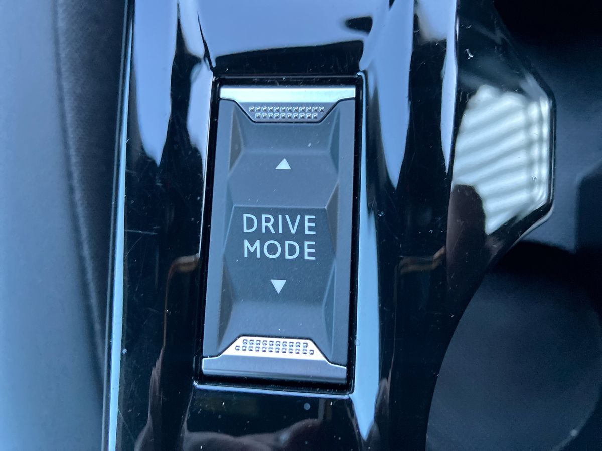 Used Peugeot 2008 2024 for sale - 76351939: Photo 40