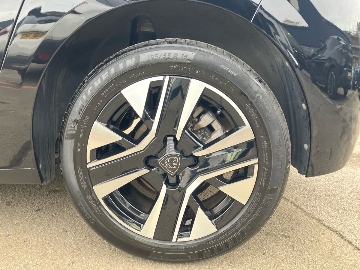 Used Peugeot 208 2024 for sale - 76706852: Photo 7