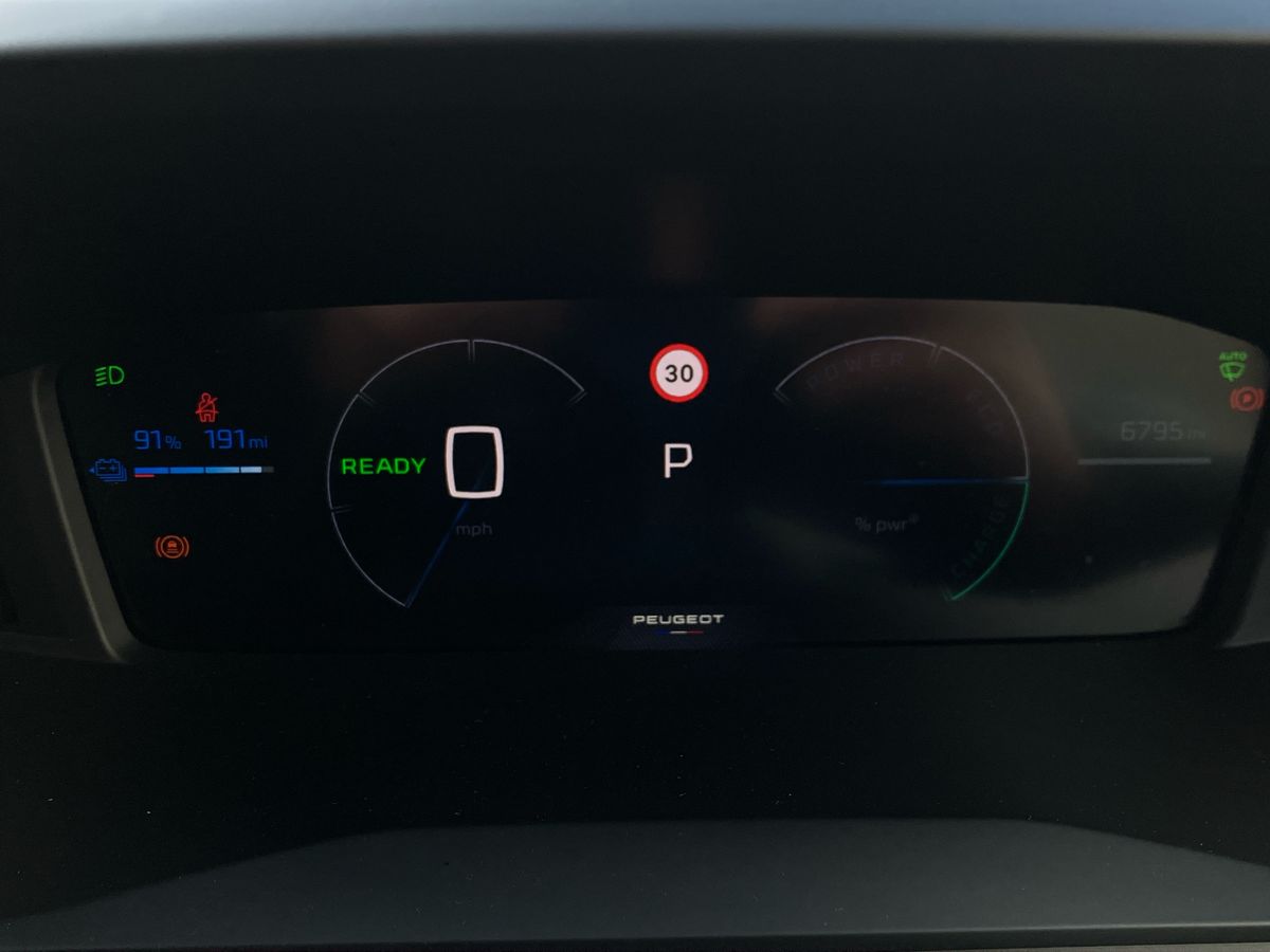 Used Peugeot 2008 2024 for sale - 76351941: Photo 14