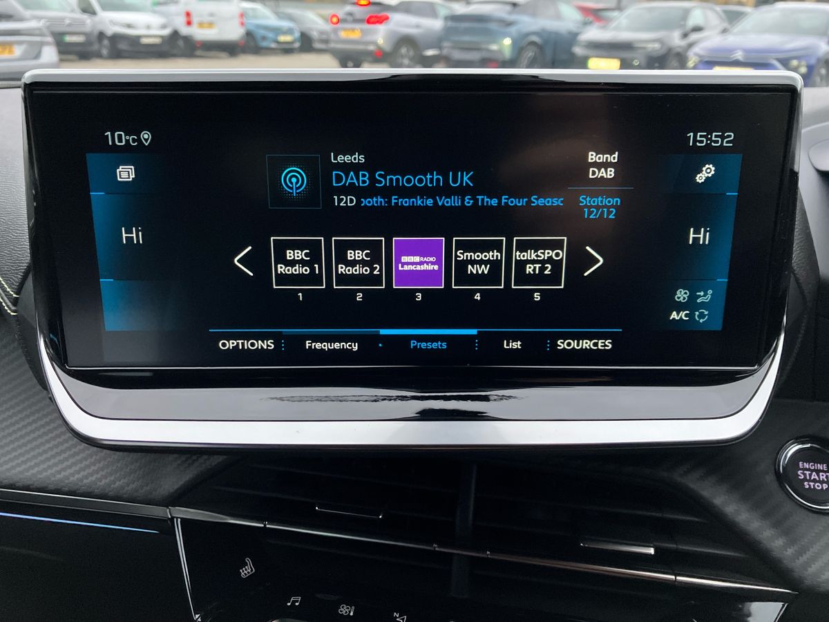 Used Peugeot 2008 2021 for sale - 76412771: Photo 10