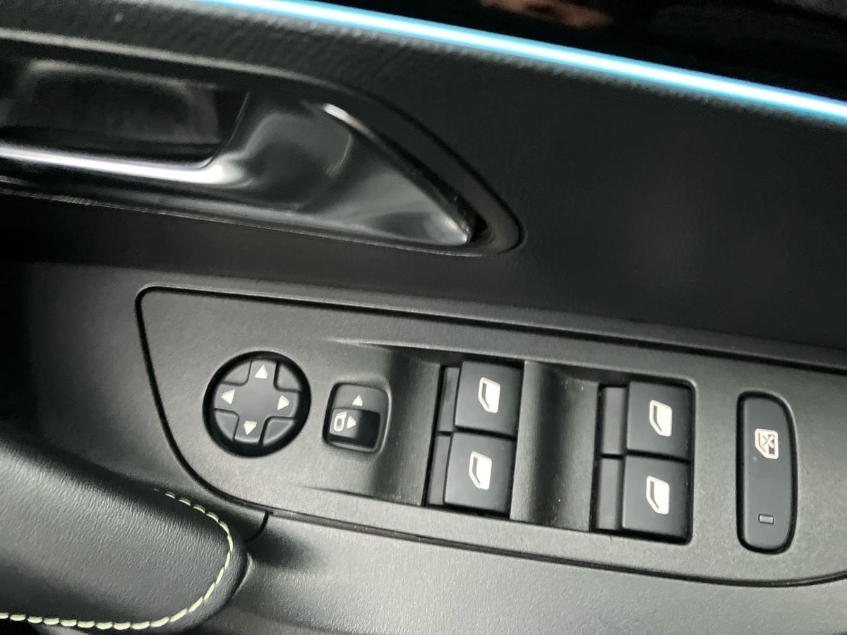 Used Peugeot 2008 2021 for sale - 76412771: Photo 18