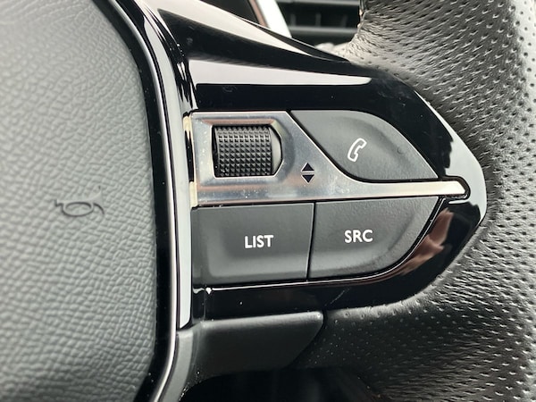 Used Peugeot 3008 2023 for sale - 76128257: Photo 22