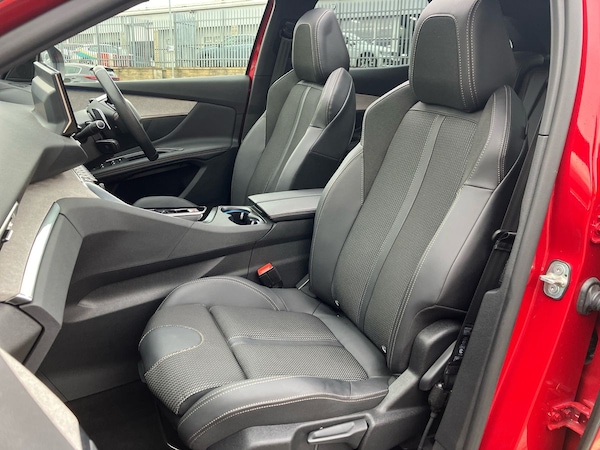 Used Peugeot 3008 2023 for sale - 76128257: Photo 39