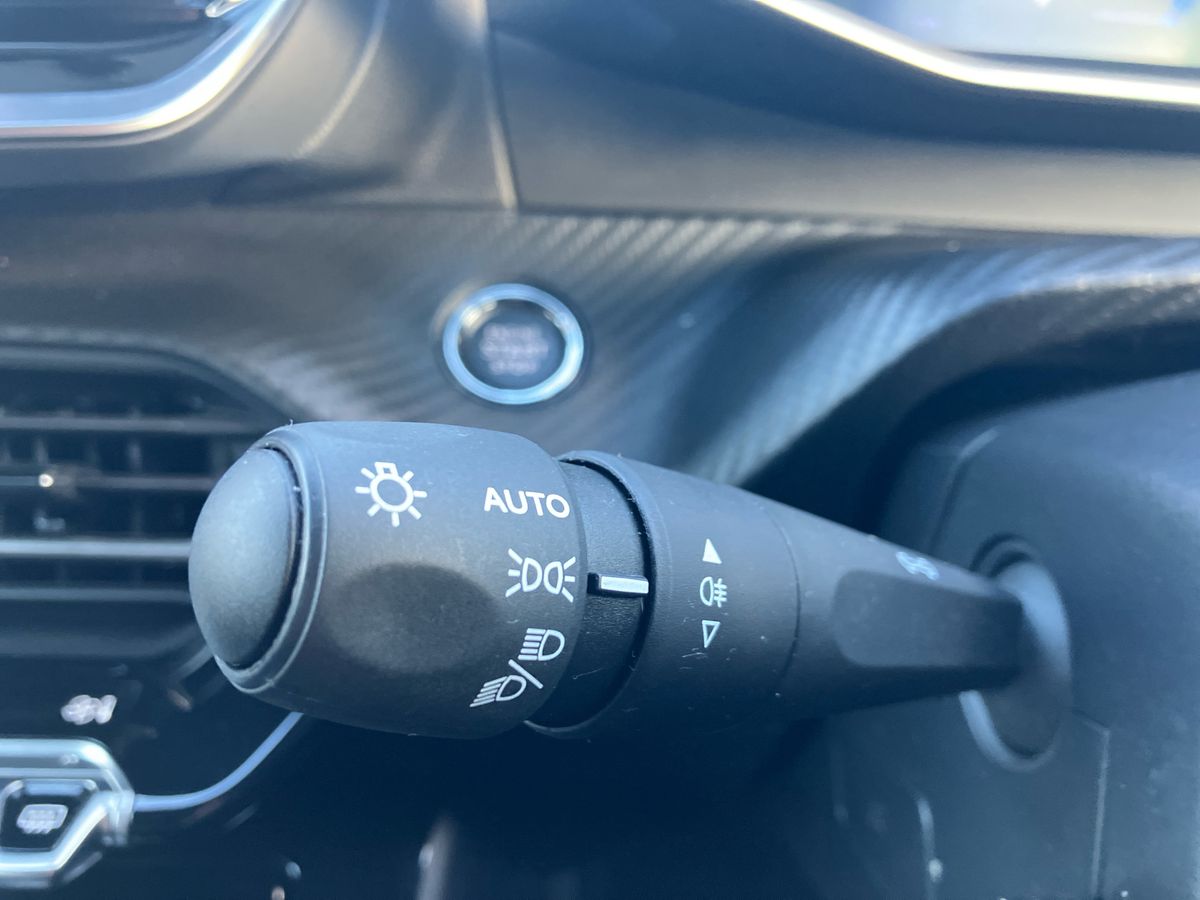 Used Peugeot 2008 2025 for sale - 76650647: Photo 37