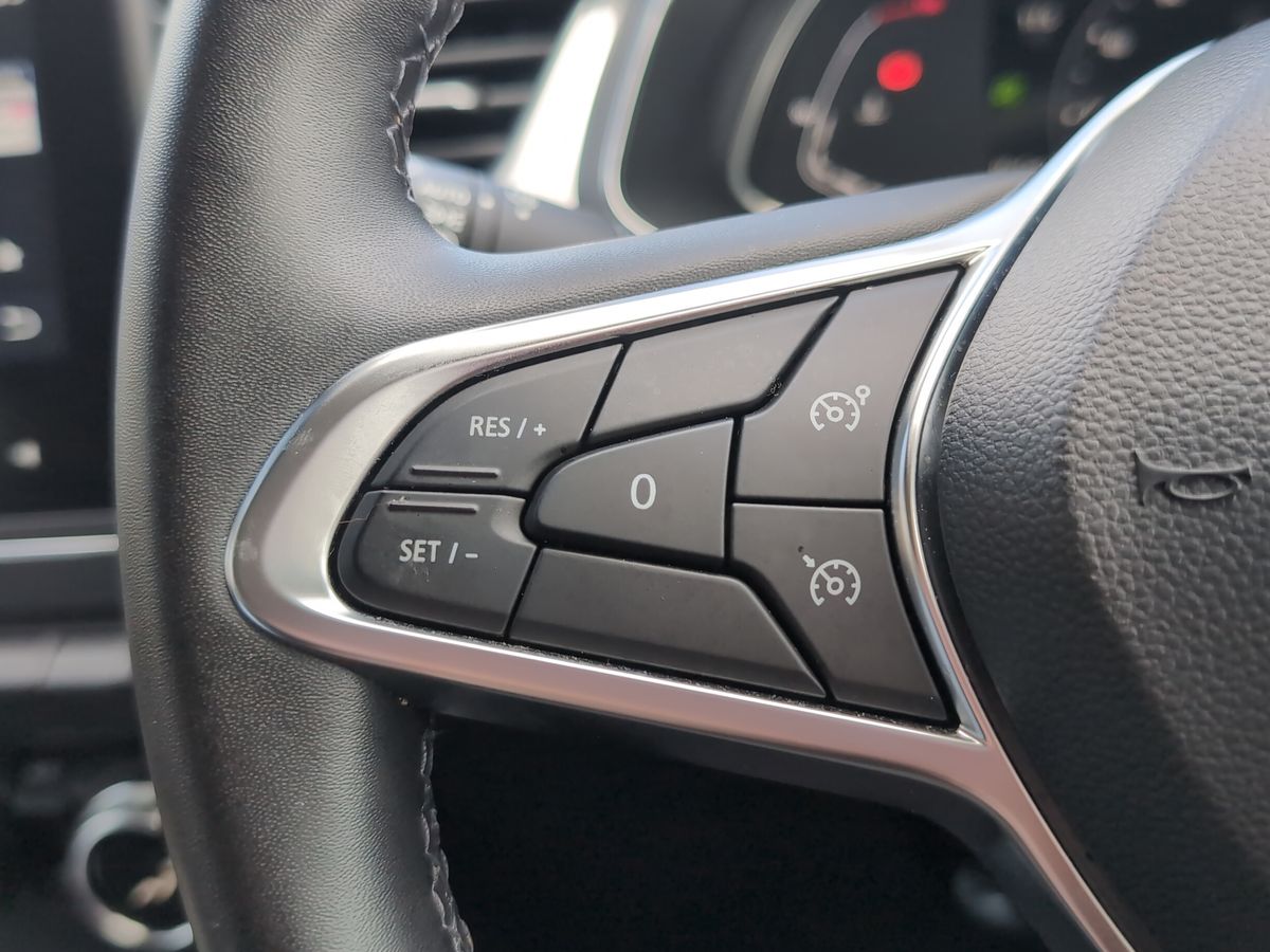 Used Renault Captur 2022 for sale - 76931812: Photo 16