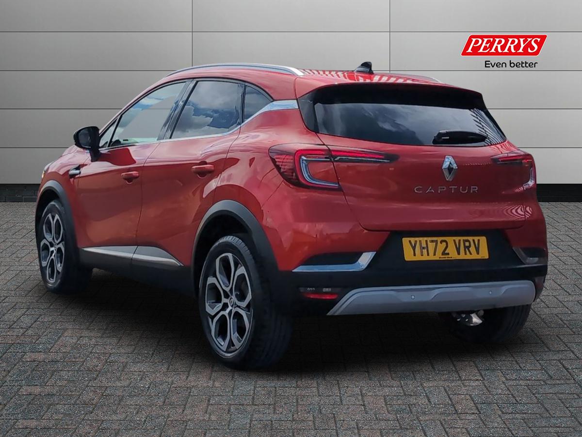 Used Renault Captur 2022 for sale - 76931812: Photo 2