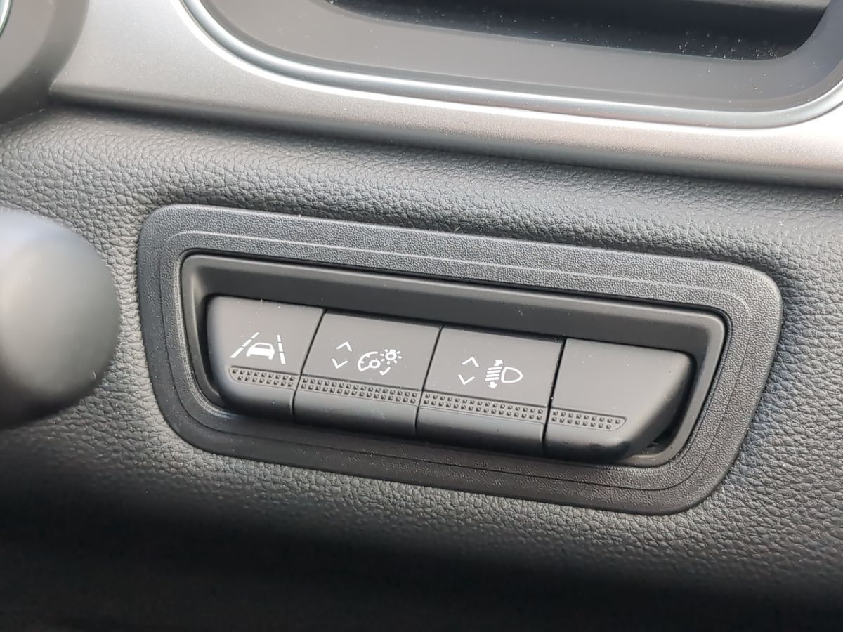 Used Renault Captur 2022 for sale - 76931812: Photo 23