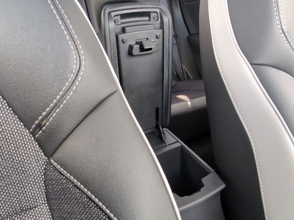 Used Renault Captur 2022 for sale - 76931812: Photo 28